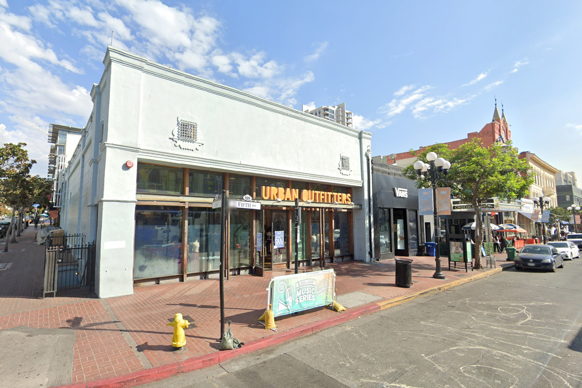 Museum of Illusions will take over the building currently occupied by Urban Outfitters
